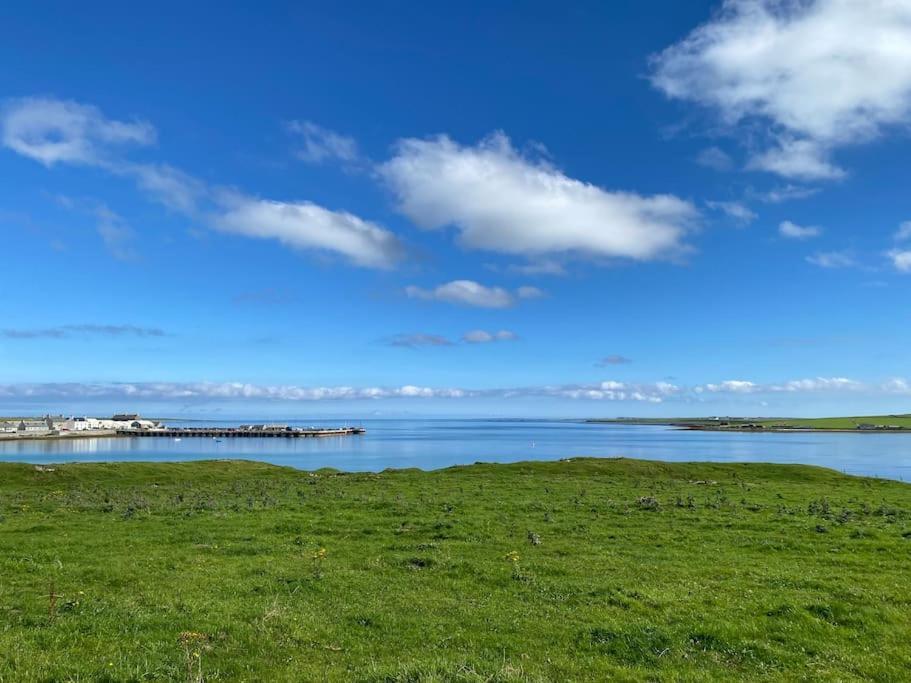2 Bedroom House Overlooking Pierowall Bay, Westray Eksteriør billede